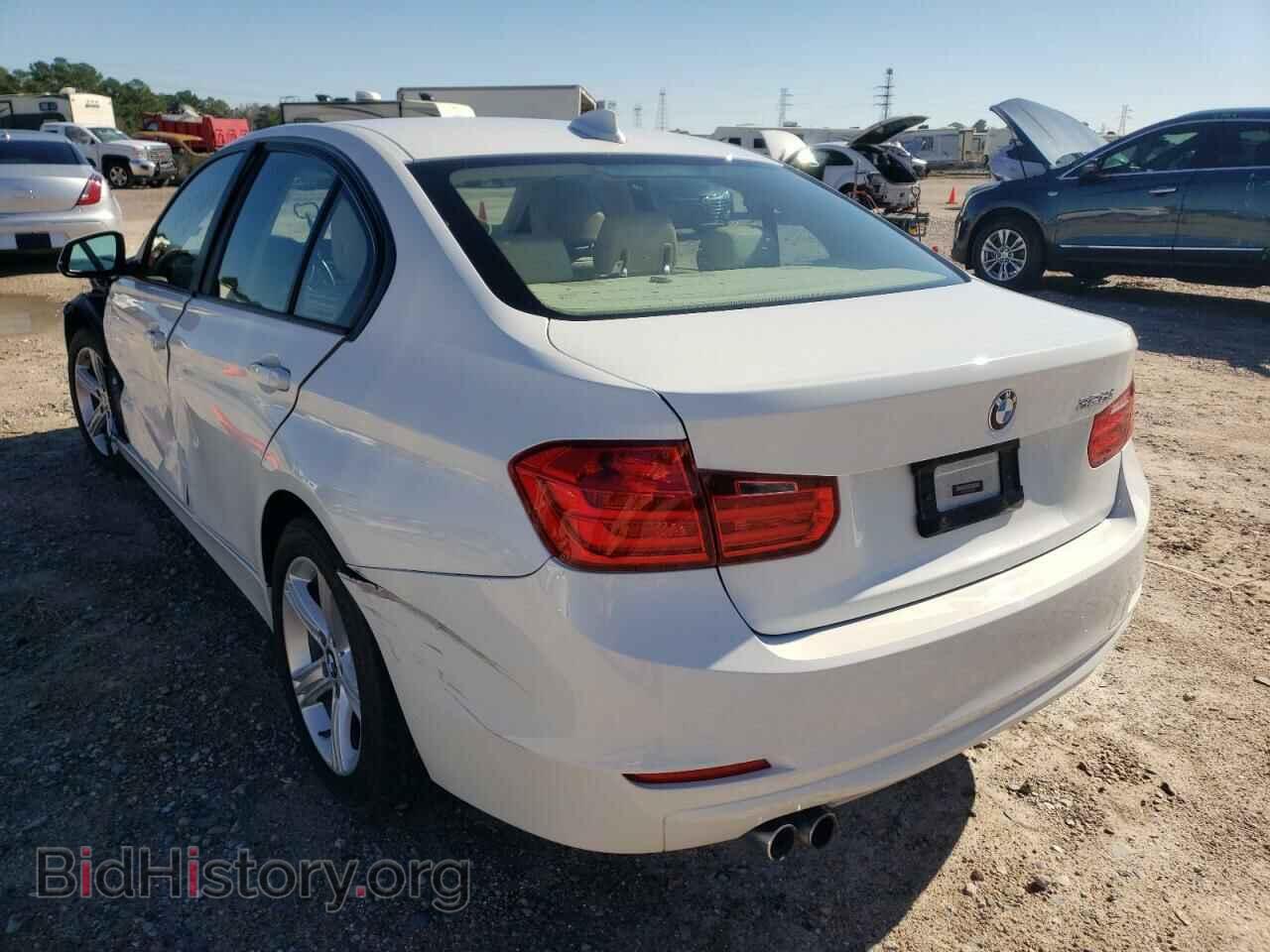 2013 BMW 3 SERIES - VIN: WBA3A5C55DF355406 - Фото 3