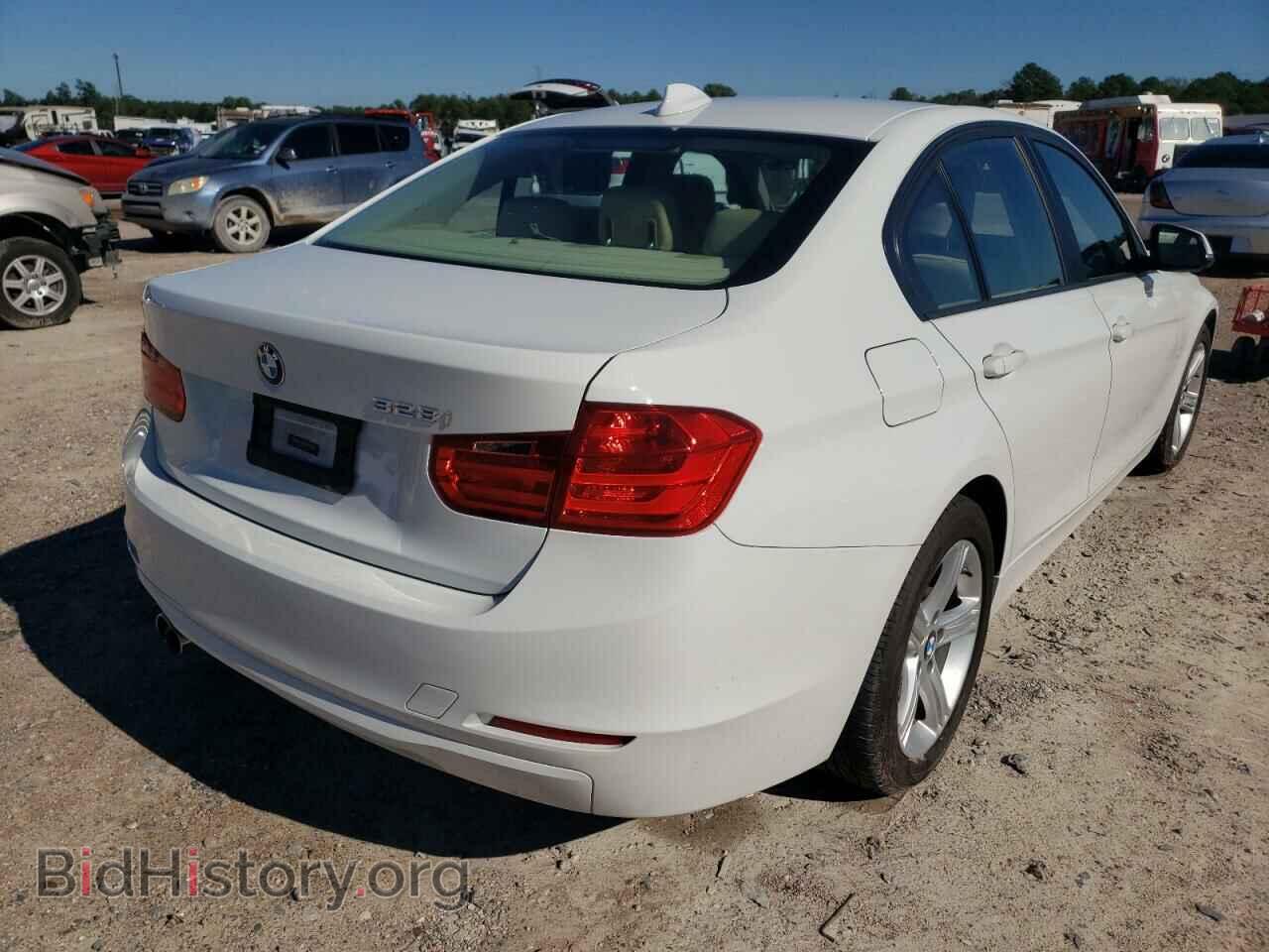 2013 BMW 3 SERIES - VIN: WBA3A5C55DF355406 - Фото 4
