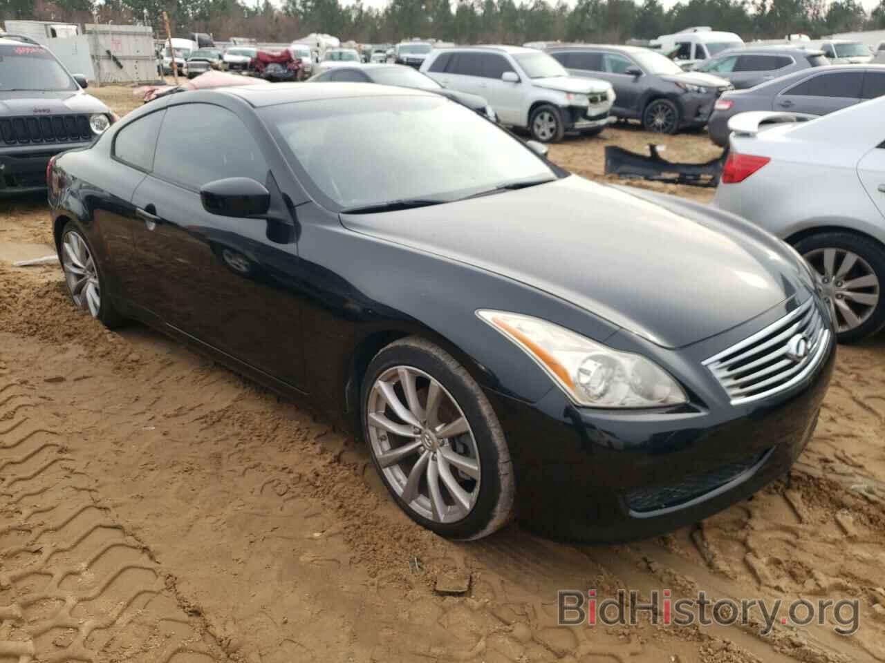 Photo JN1CV6EK9AM104219 - INFINITI G37 2010