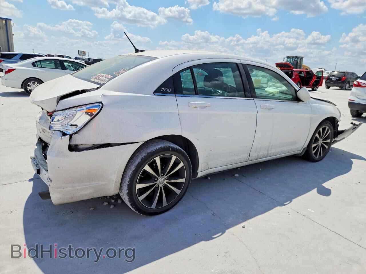 2013 CHRYSLER 200 - VIN: 1C3CCBBG2DN744299 - Photo 3