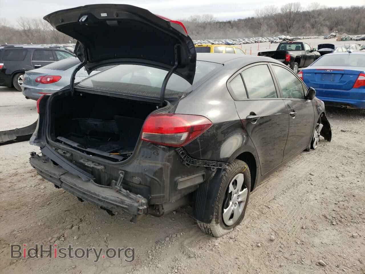 2017 KIA FORTE - VIN: 3KPFK4A71HE082444 - Фото 4