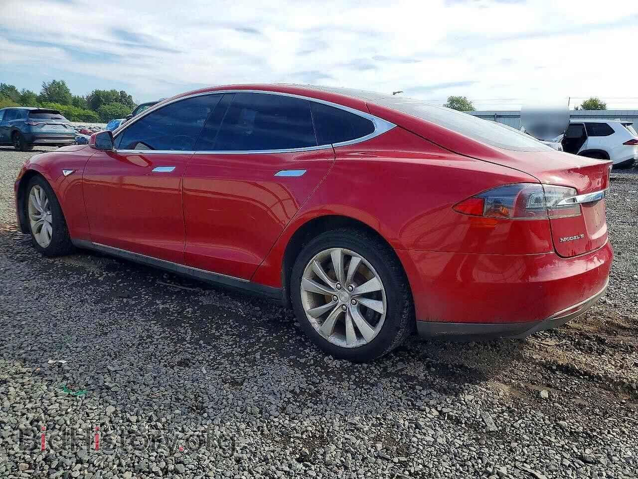 2015 TESLA MODEL S - VIN: 5YJSA1S24FF085977 - Фото 2