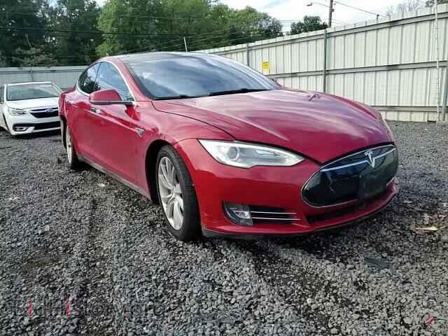 2015 TESLA MODEL S - VIN: 5YJSA1S24FF085977 - Фото 13