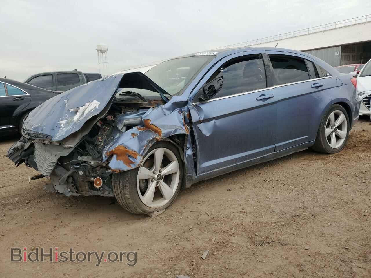 Photo 1C3BC4FB5BN533388 - CHRYSLER 200 2011