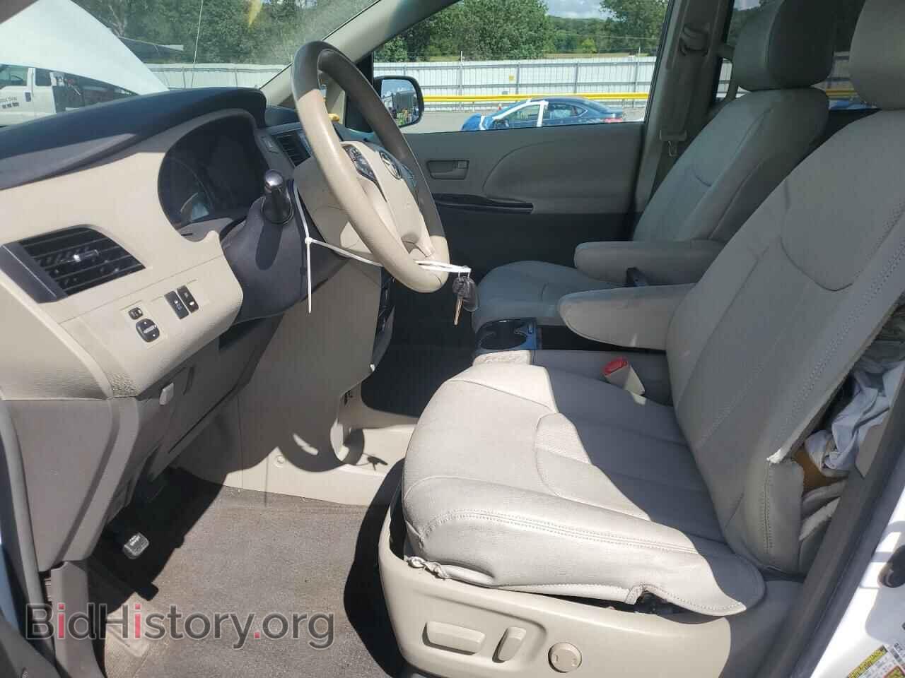 2011 TOYOTA All Models - VIN: 5TDKK3DC5BS077777 - Фото 7