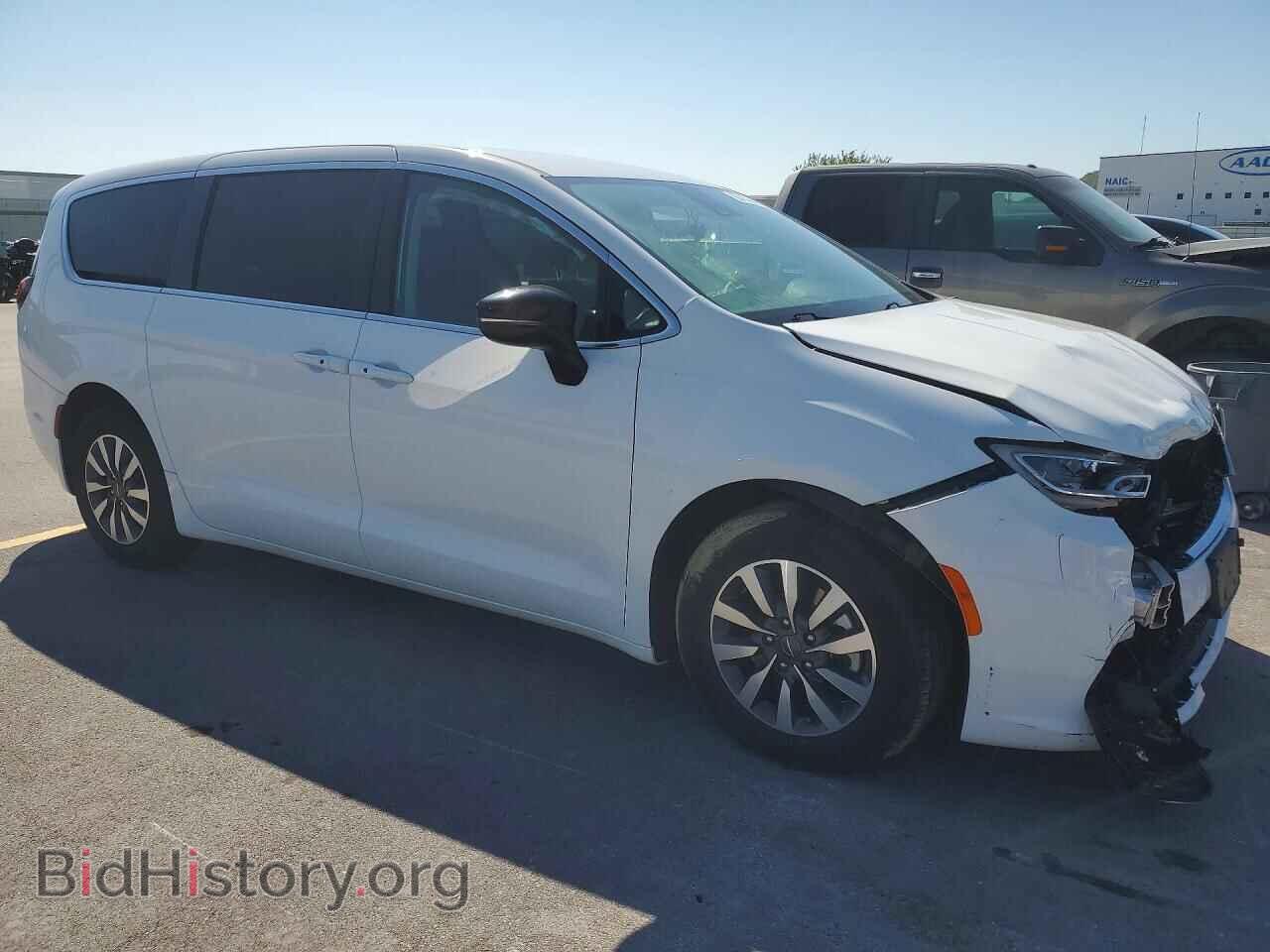 2024 CHRYSLER PACIFICA - VIN: 2C4RC1S72RR118178 - Photo 4