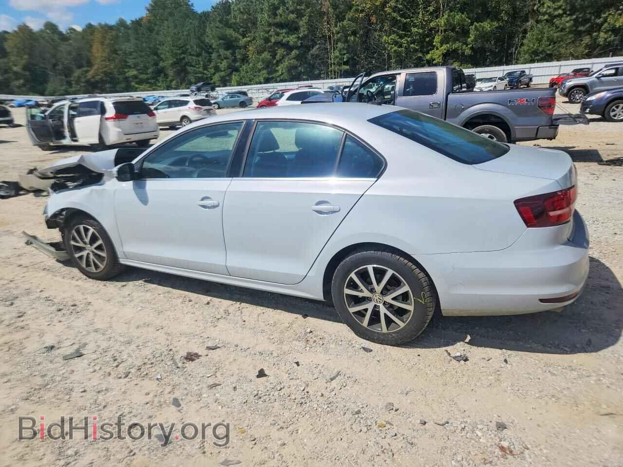 2017 VOLKSWAGEN JETTA - VIN: 3VWDB7AJ7HM373988 - Photo 2