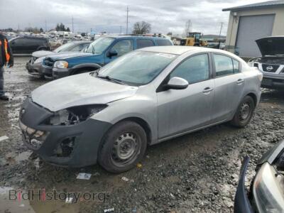 2011 Mazda 3 3 I, silver — VIN JM1BL1UG1B1467423, Copart