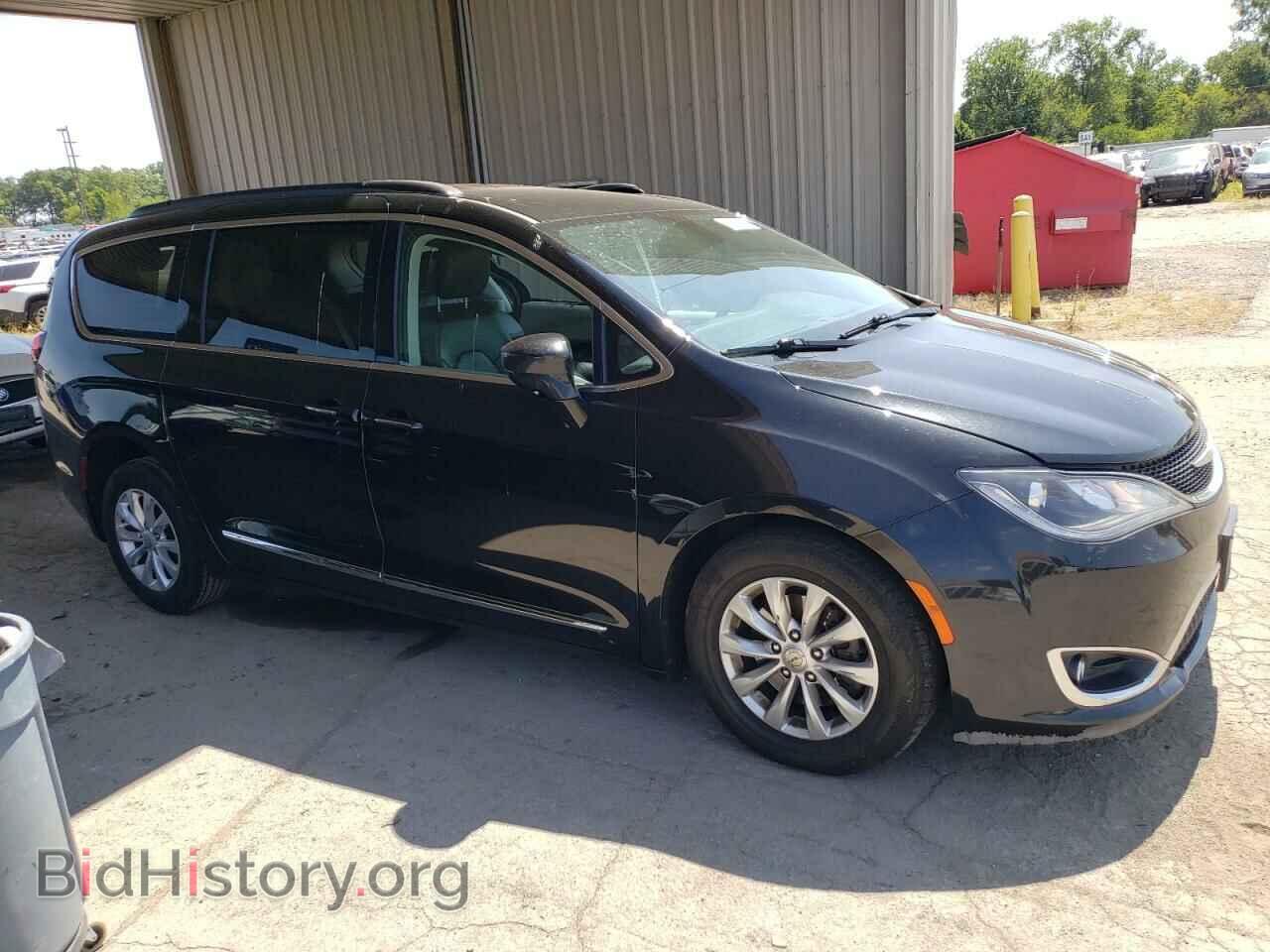 2017 CHRYSLER PACIFICA - VIN: 2C4RC1BGXHR785613 - Photo 4