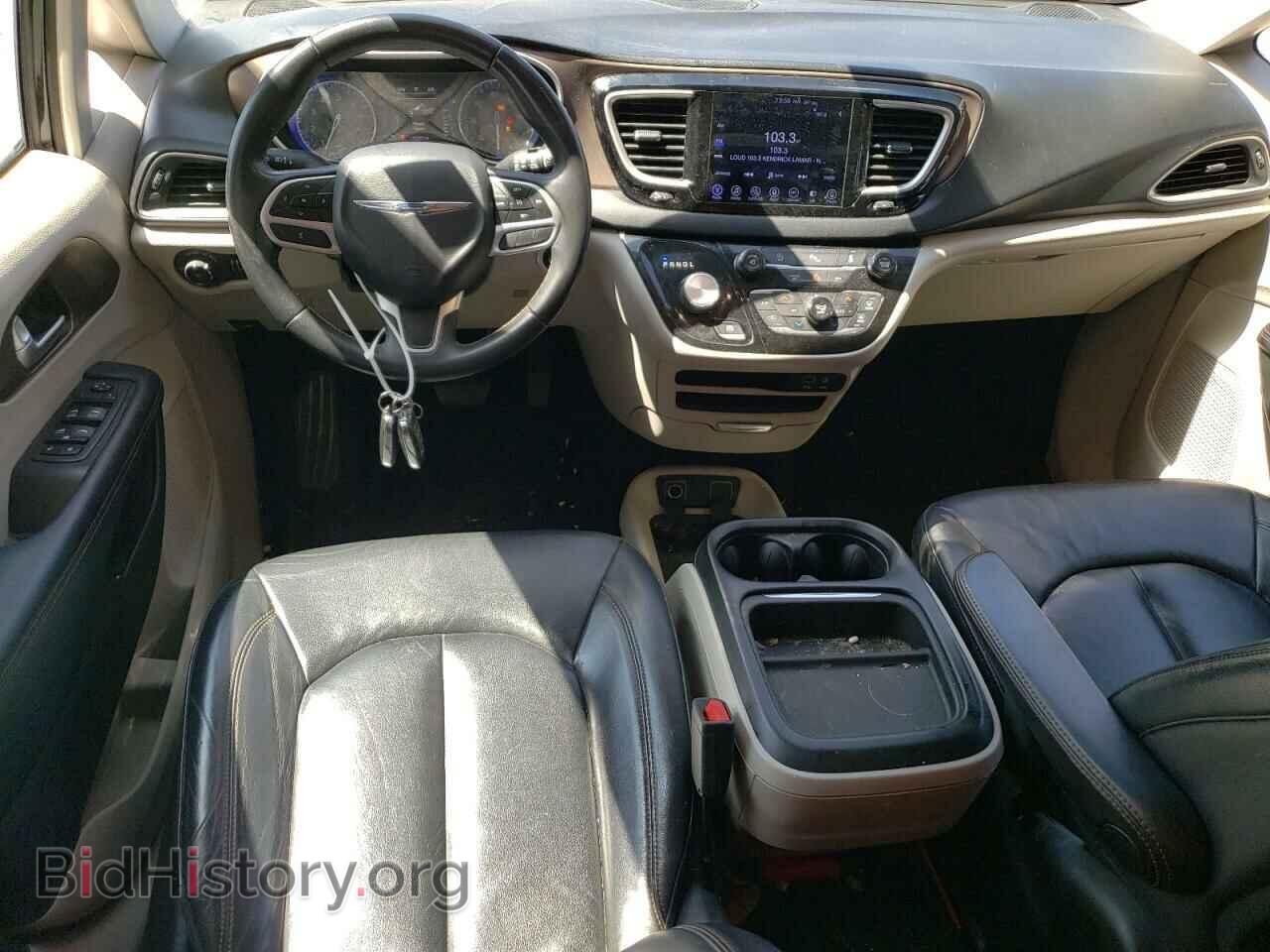 2017 CHRYSLER PACIFICA - VIN: 2C4RC1BGXHR785613 - Photo 8