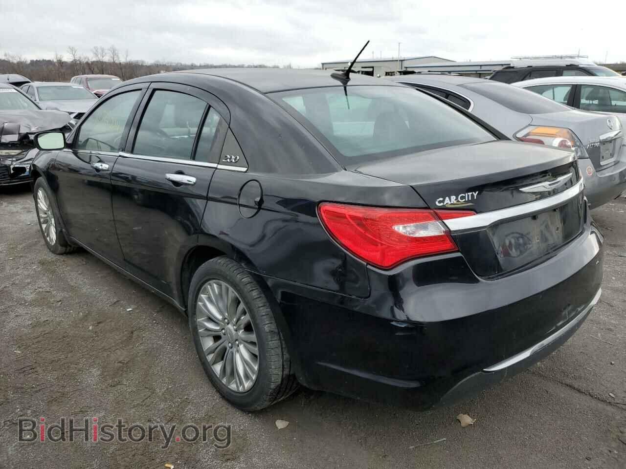 2012 CHRYSLER 200 - VIN: 1C3CCBCB2CN302382 - Photo 2