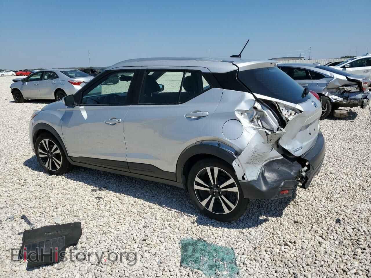 2019 NISSAN KICKS - VIN: 3N1CP5CU3KL548412 - Фото 2
