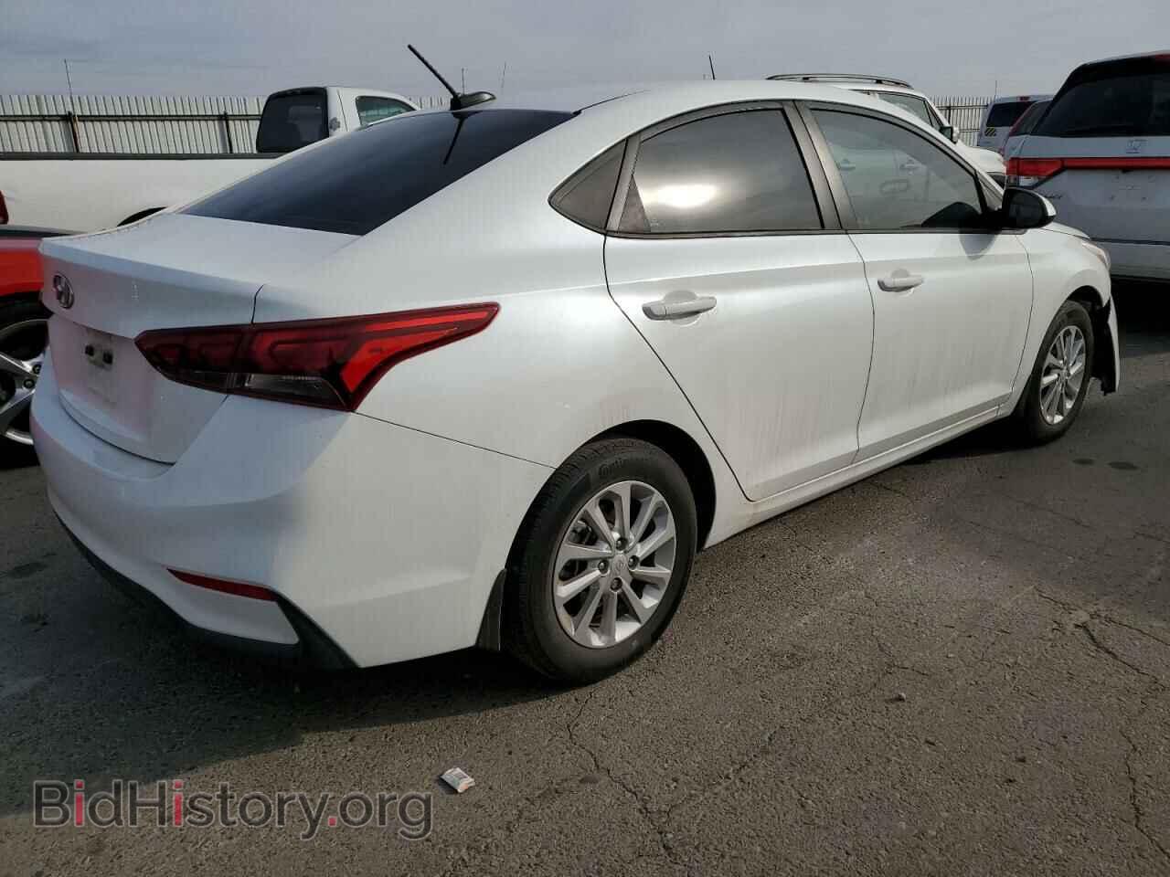 2018 HYUNDAI ACCENT - VIN: 3KPC24A32JE030147 - Фото 3