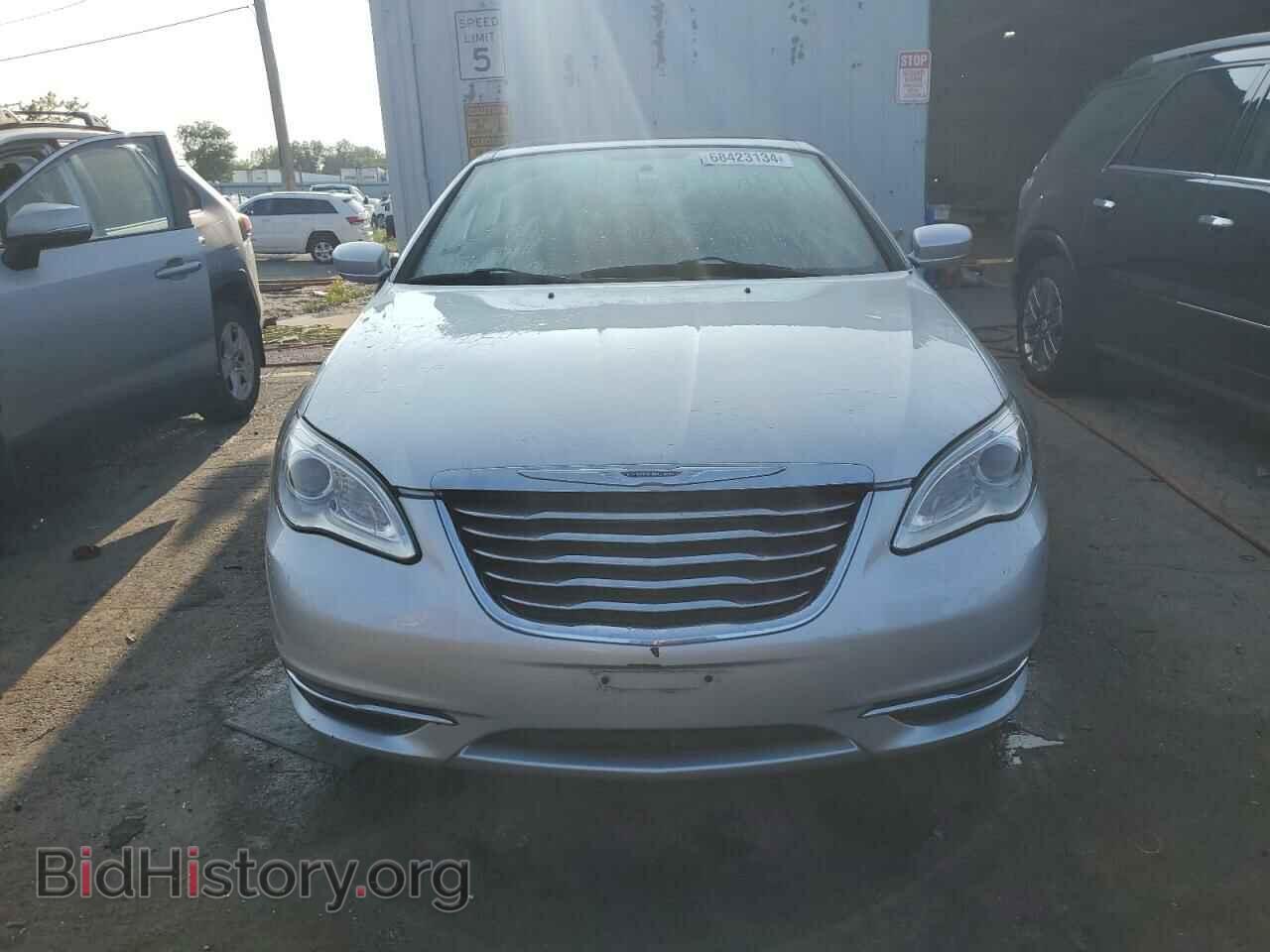 2011 CHRYSLER 200 - VIN: 1C3BC2EGXBN580546 - Фото 5