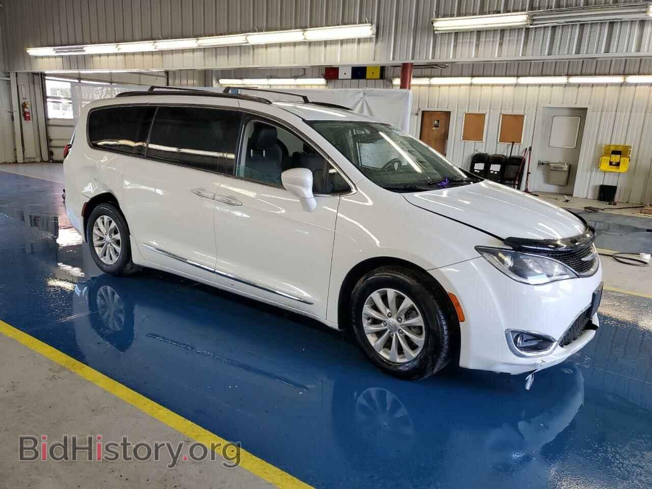 2019 CHRYSLER PACIFICA - VIN: 2C4RC1BG7KR624868 - Фото 4