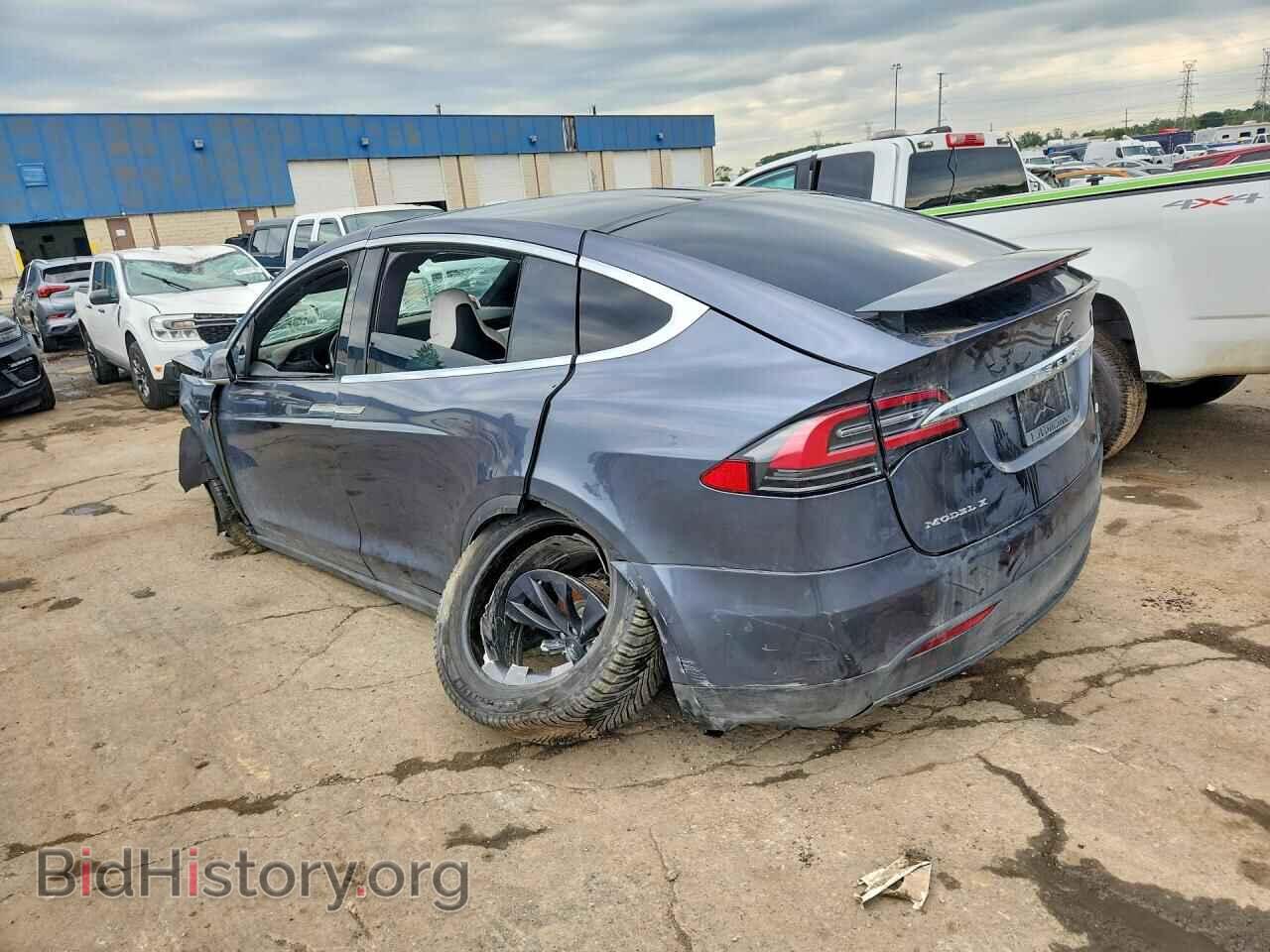 2018 TESLA MODEL X - VIN: 5YJXCAE28JF101280 - Фото 2