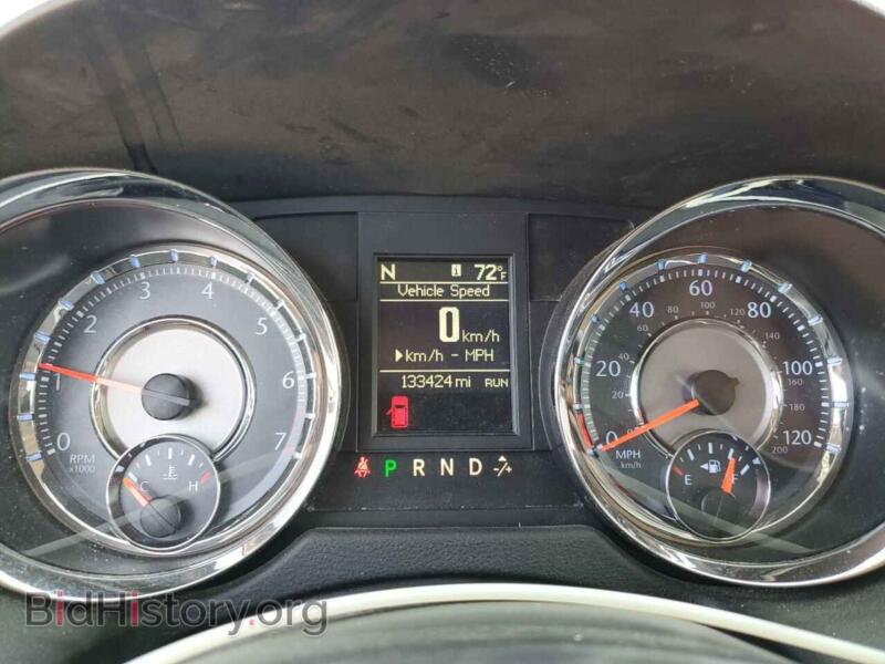 2016 Chrysler MINIVAN (VIN 2C4RC1CG0GR222499) — photo 9 of 13