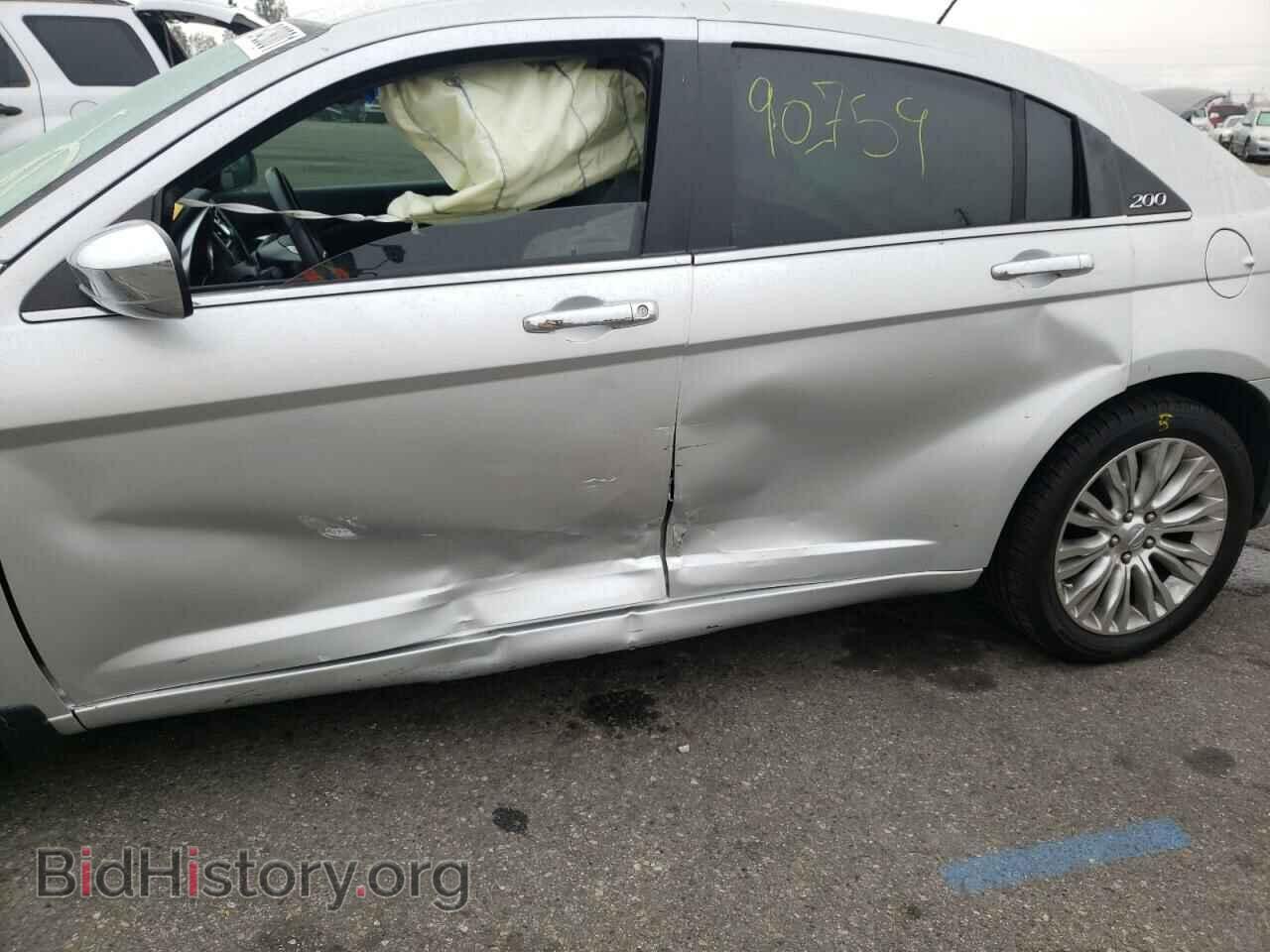 2011 CHRYSLER 200 - VIN: 1C3BC2FG9BN570086 - Фото 9