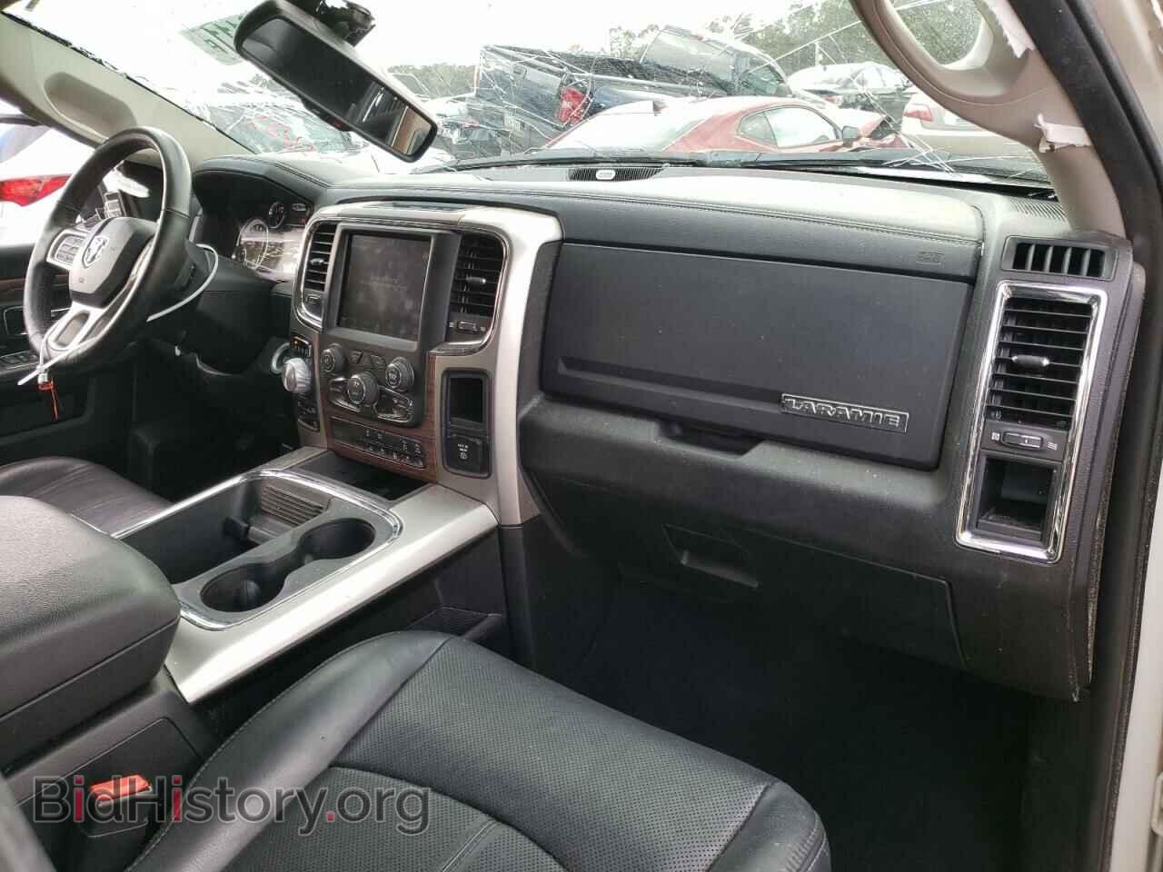 2018 RAM 1500 - VIN: 1C6RR7NM4JS355168 - Фото 9