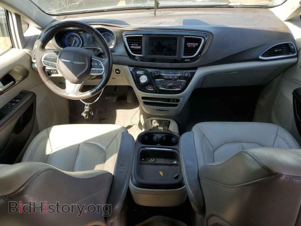 2018 CHRYSLER PACIFICA - VIN: 2C4RC1BG1JR141861 - Фото 8