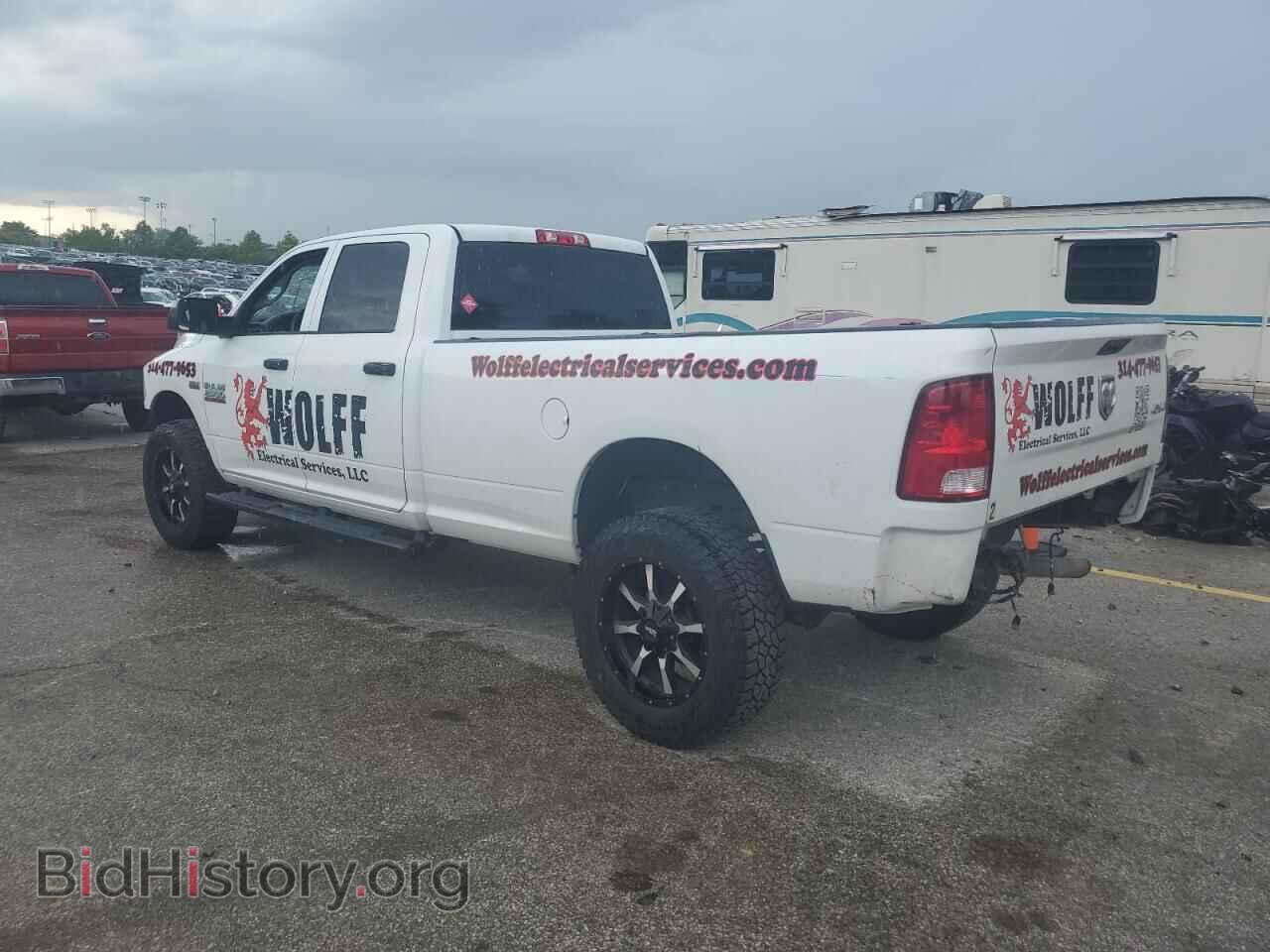 2017 RAM All Models - VIN: 3C6UR5HJ7HG658141 - Photo 2