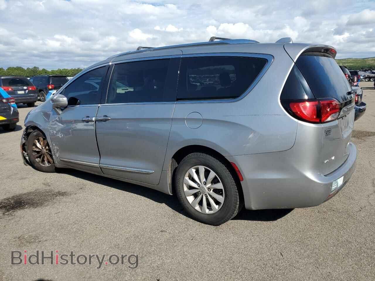 2019 CHRYSLER PACIFICA - VIN: 2C4RC1BG3KR526159 - Фото 2