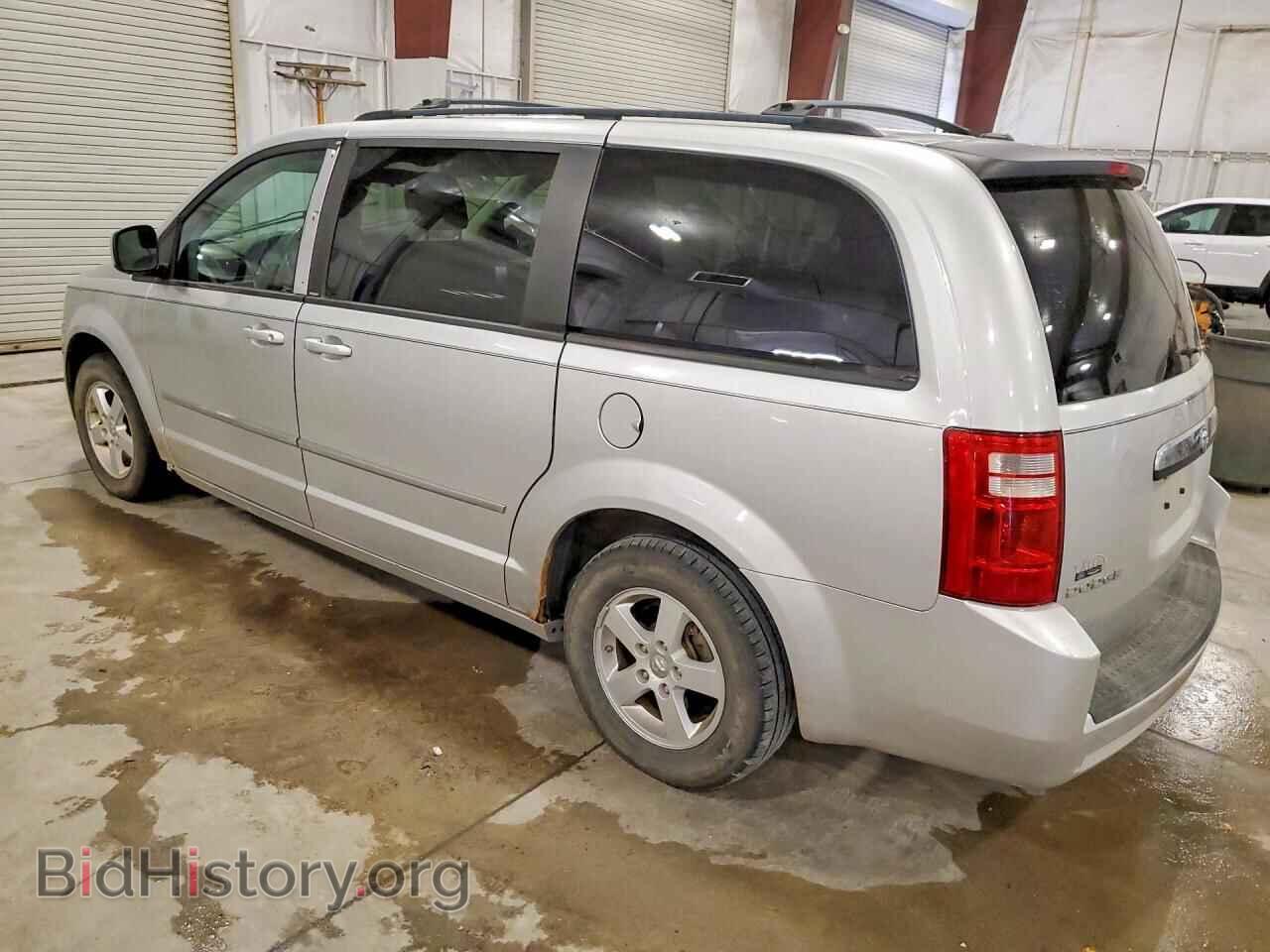 2010 DODGE CARAVAN - VIN: 2D4RN5D12AR205399 - Photo 2
