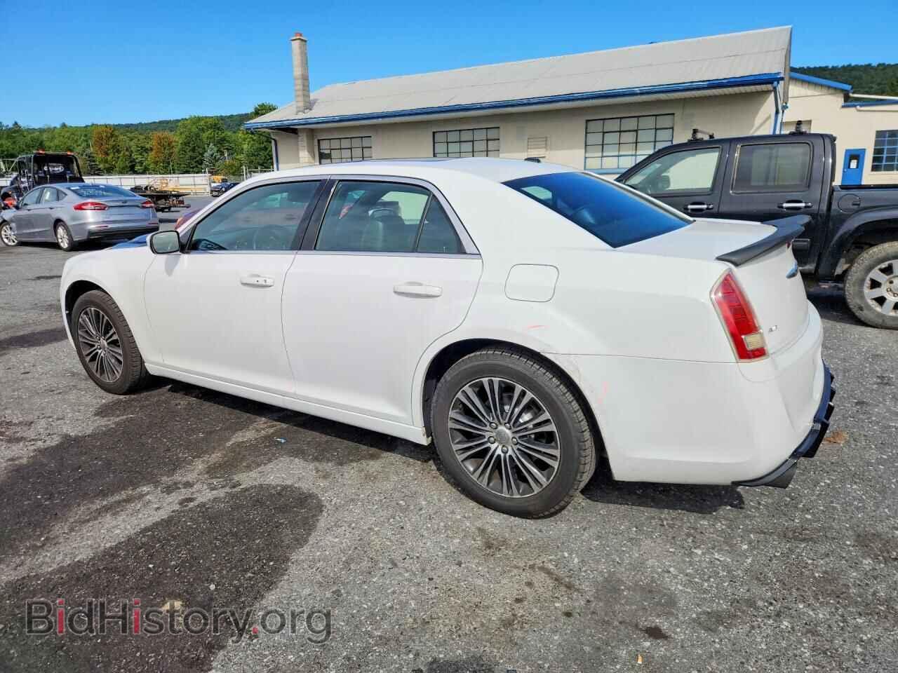 2014 CHRYSLER 300 - VIN: 2C3CCAGG3EH144520 - Photo 2