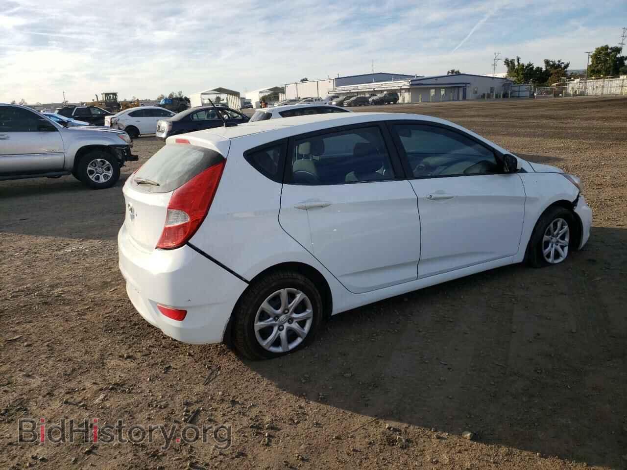 2014 HYUNDAI ACCENT - VIN: KMHCT5AE7EU152462 - Фото 3