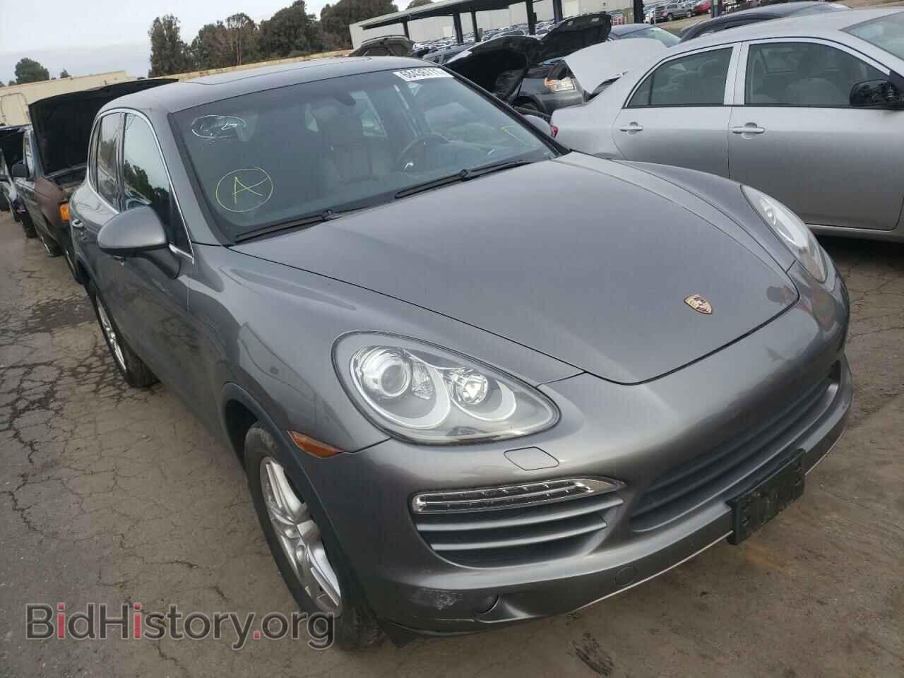 Photo WP1AA2A29CLA12338 - PORSCHE CAYENNE 2012