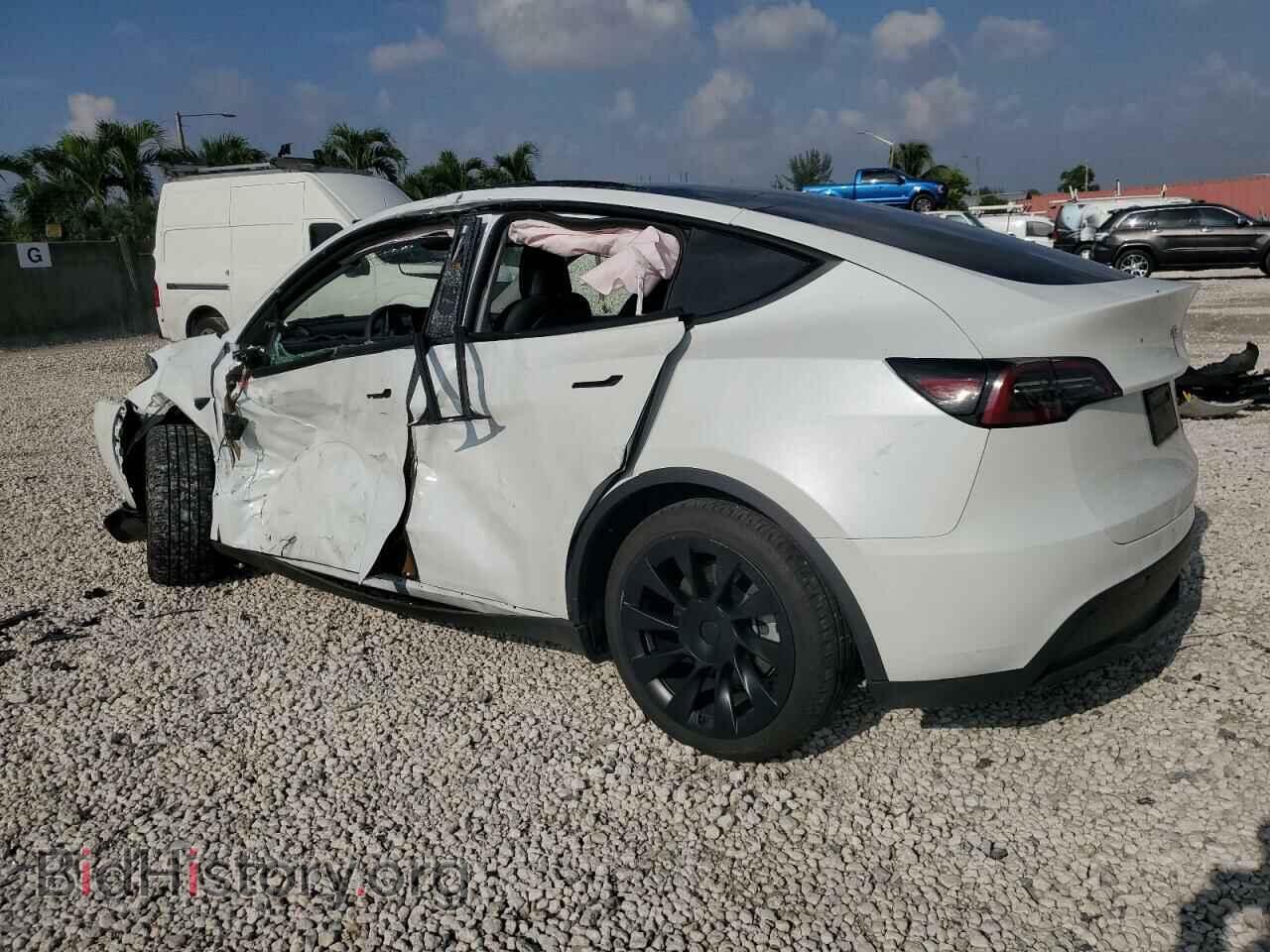 2023 TESLA MODEL Y - VIN: 7SAYGAEE8PF908350 - Фото 2