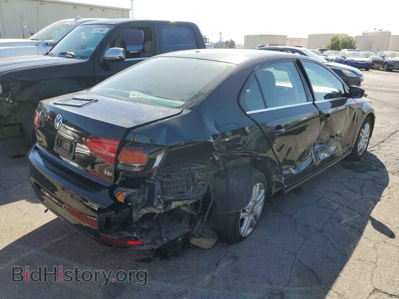 2017 VOLKSWAGEN JETTA - VIN: 3VW2B7AJXHM270796 - Фото 3