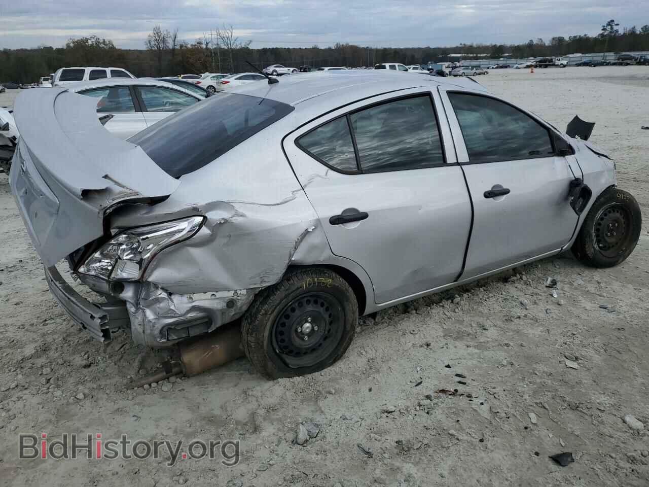 2017 NISSAN VERSA - VIN: 3N1CN7AP9HL886193 - Фото 3