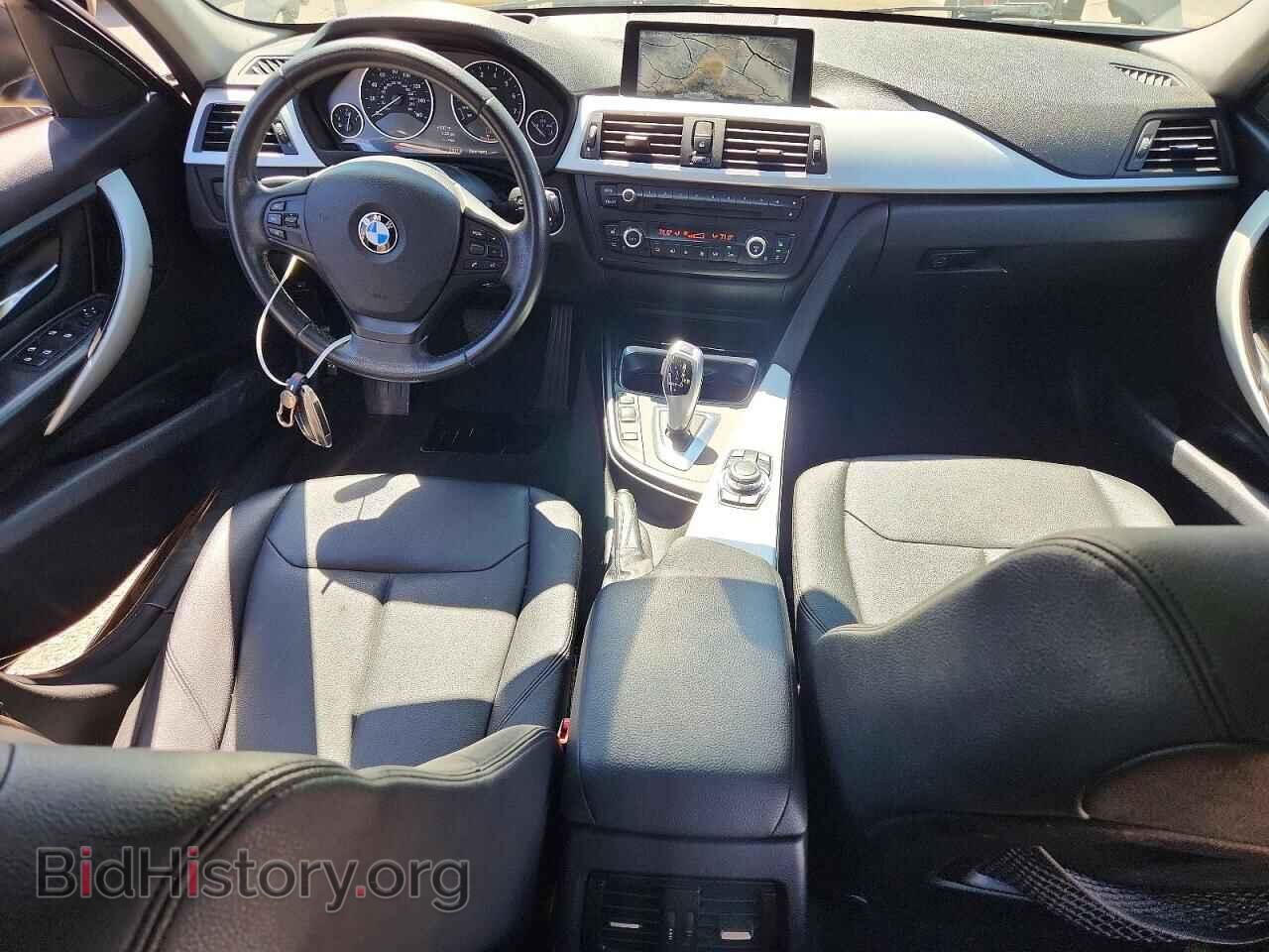 2012 BMW 3 SERIES - VIN: WBA3A5C50CF345218 - Photo 8