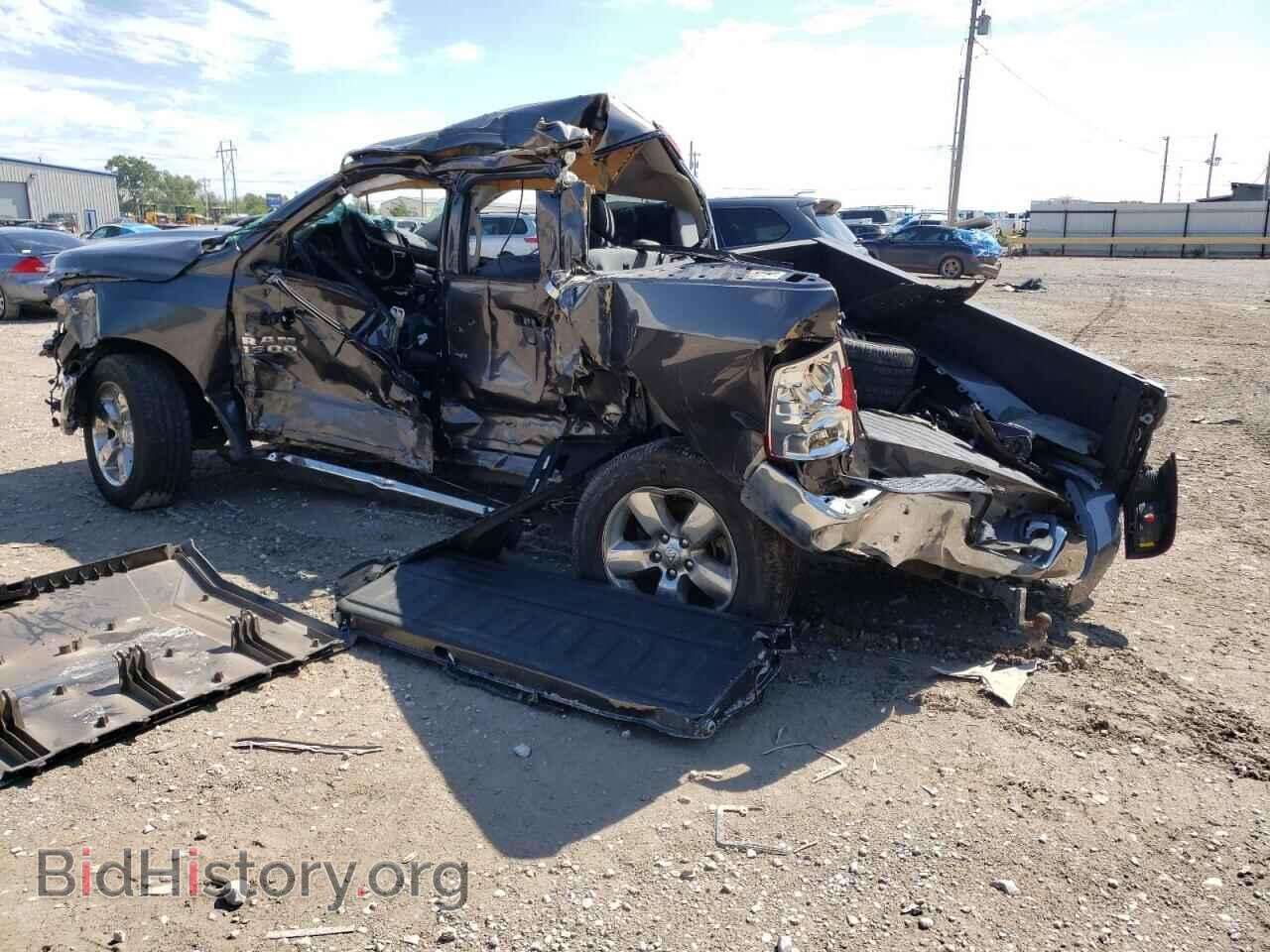 2019 RAM 1500 - VIN: 1C6RR6FG6KS677363 - Фото 2