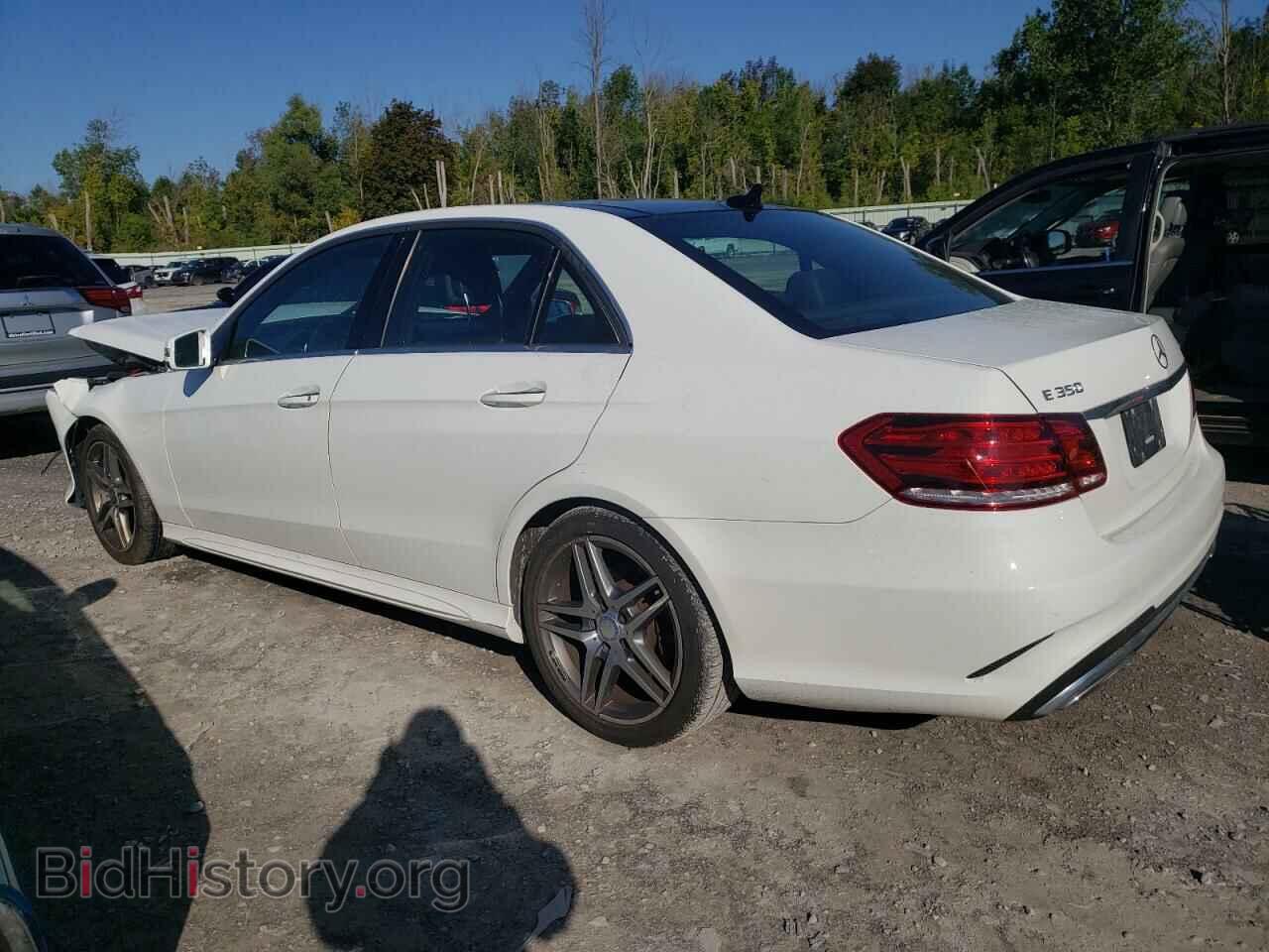 2016 MERCEDES-BENZ E-CLASS - VIN: WDDHF8JB2GB236640 - Фото 2