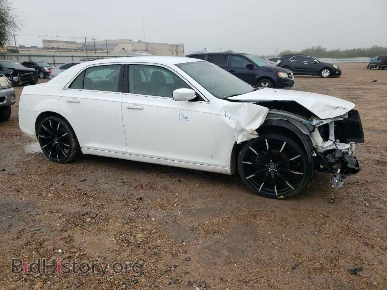 2013 CHRYSLER 300 - VIN: 2C3CCAAG5DH626462 - Фото 4