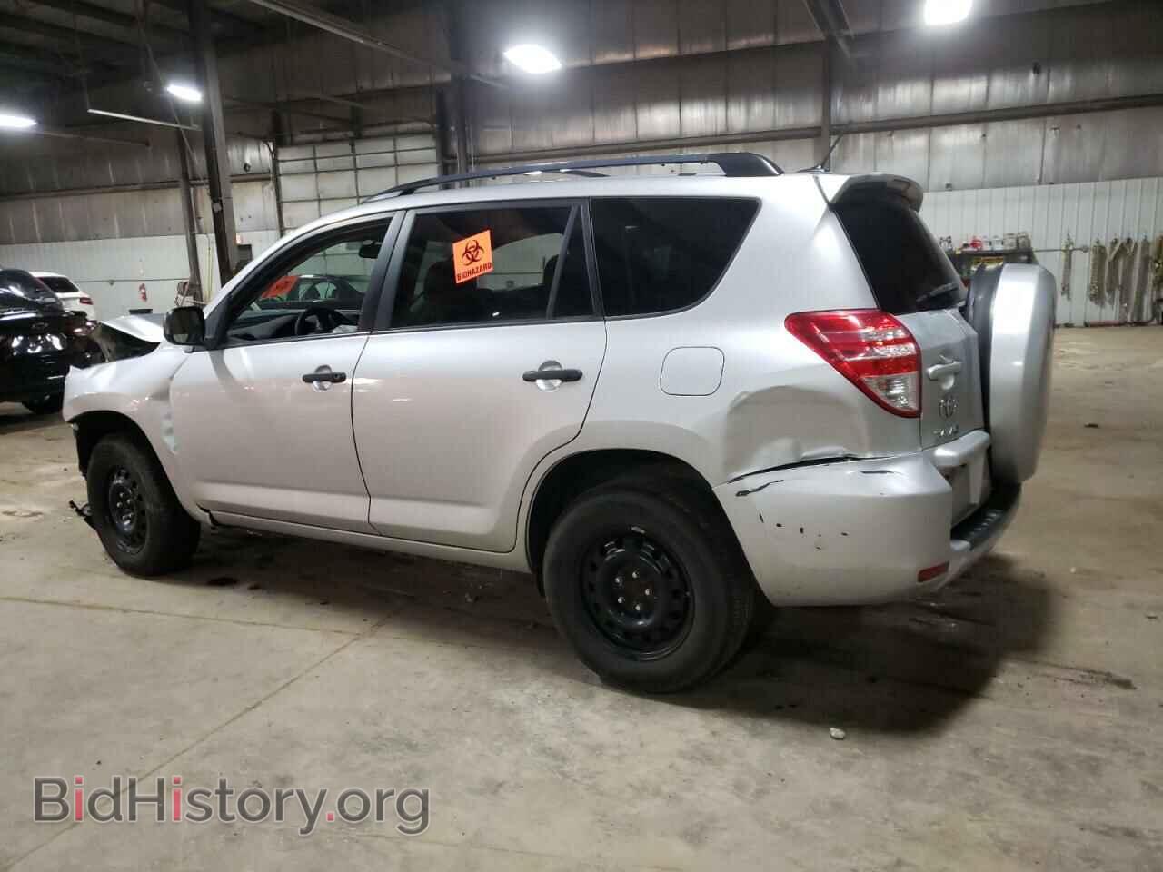 2011 TOYOTA RAV4 - VIN: 2T3BF4DV9BW151499 - Фото 2