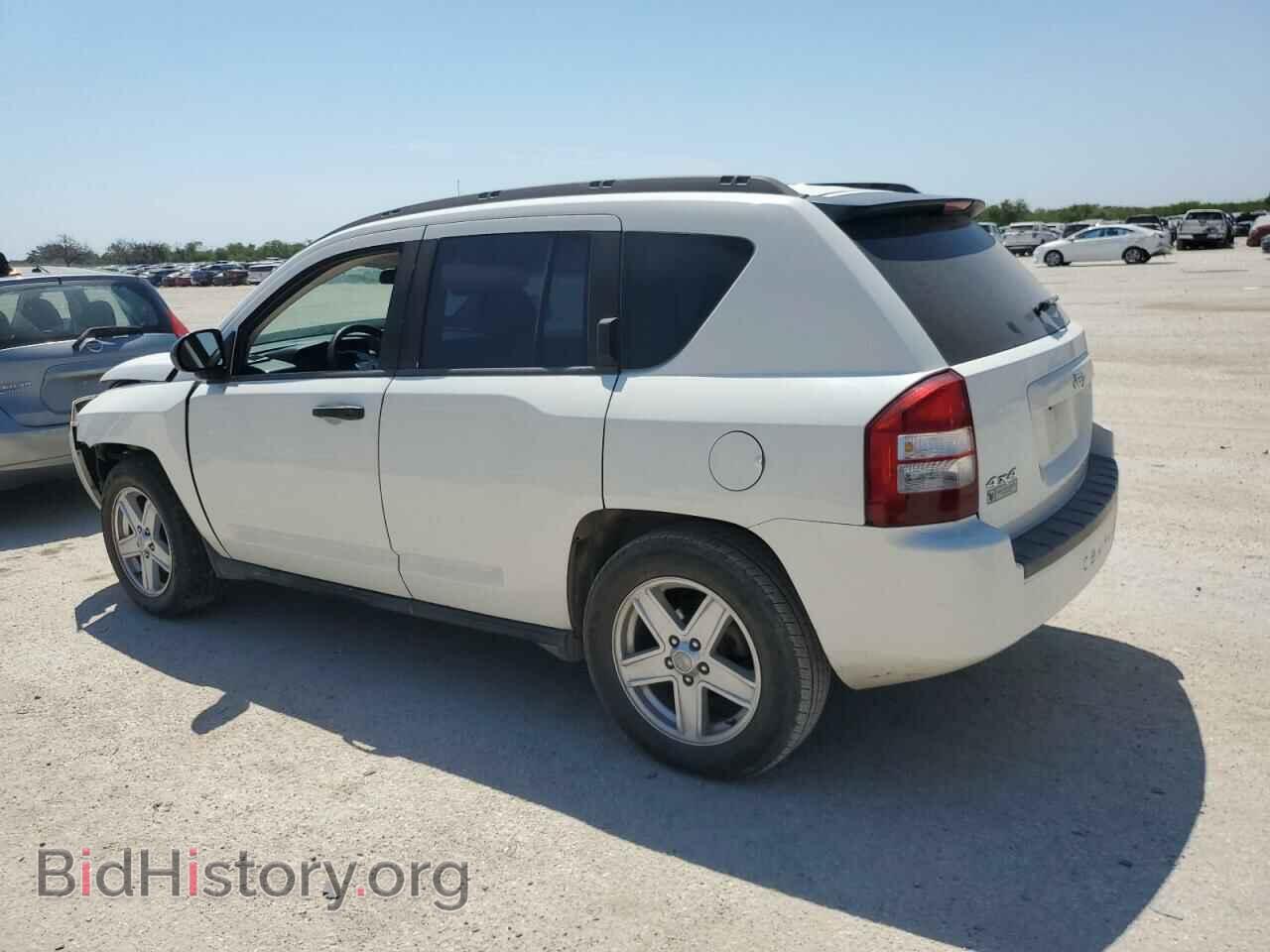 2007 JEEP COMPASS - VIN: 1J8FF47W47D169492 - Фото 2