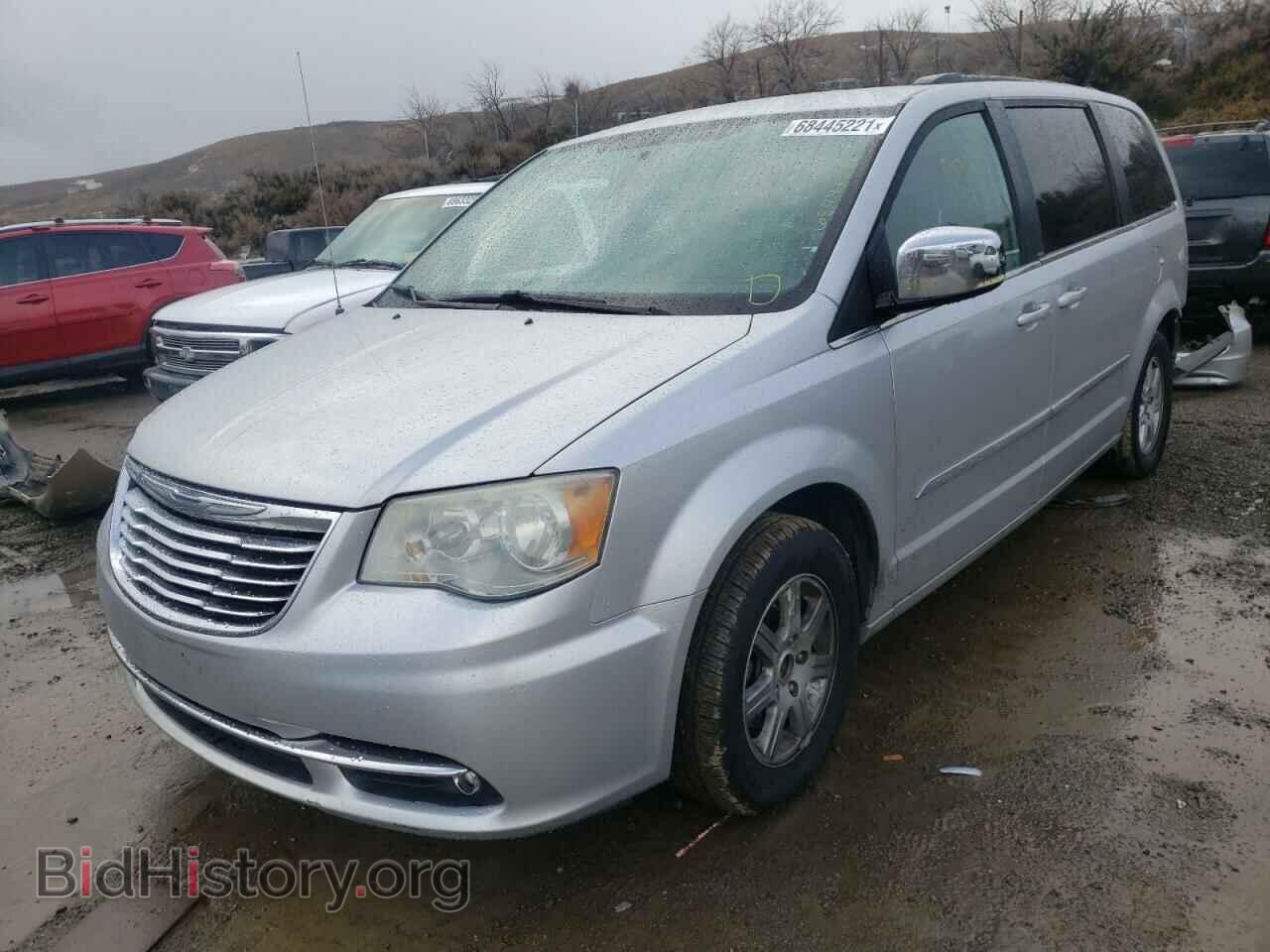 2011 CHRYSLER MINIVAN - VIN: 2A4RR8DGXBR775346 - Фото 2