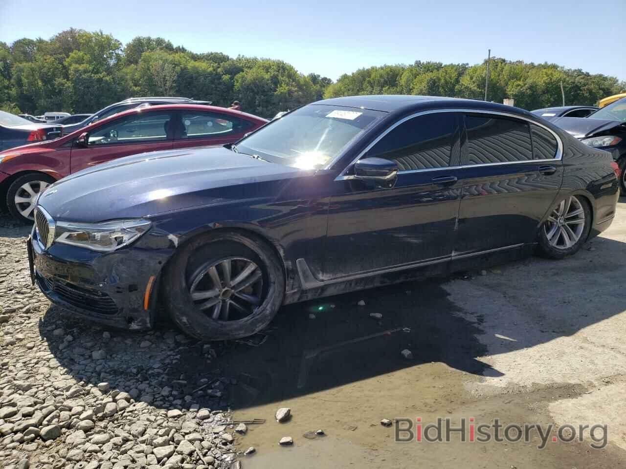 Фотография WBA7F2C5XHG422227 - BMW 7 SERIES 2017