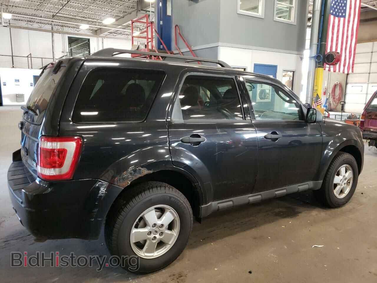 2011 FORD ESCAPE - VIN: 1FMCU0DG2BKA08032 - Фото 3