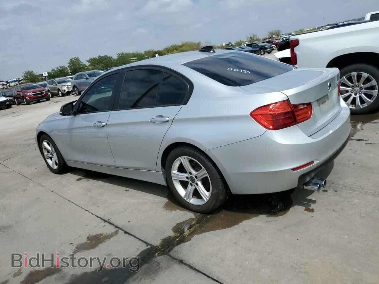 2013 BMW 3 SERIES - VIN: WBA3A5C56DF600892 - Фото 2