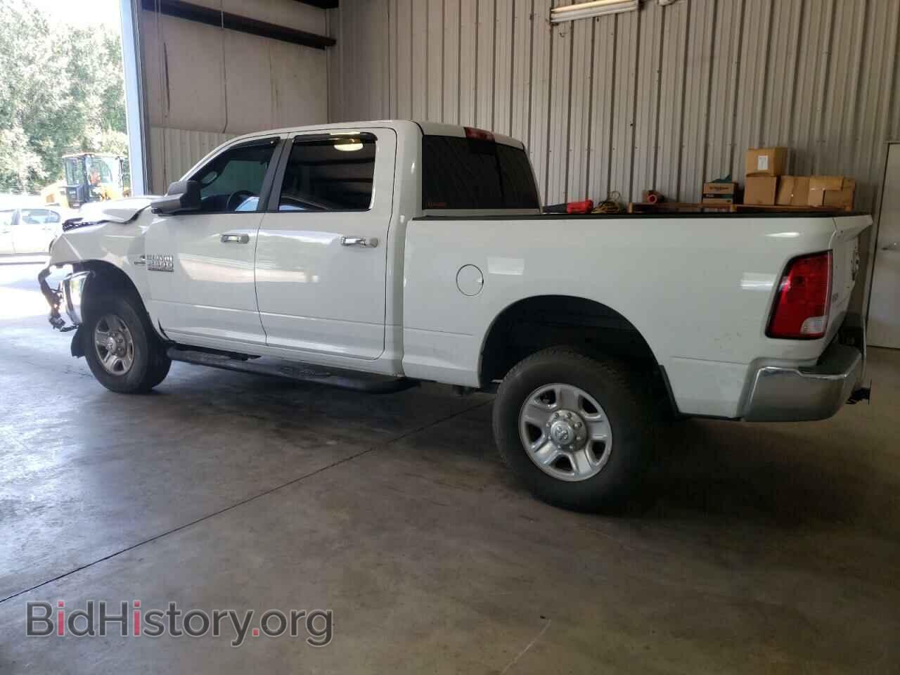 2016 RAM All Models - VIN: 3C6UR5DL4GG367490 - Фото 2