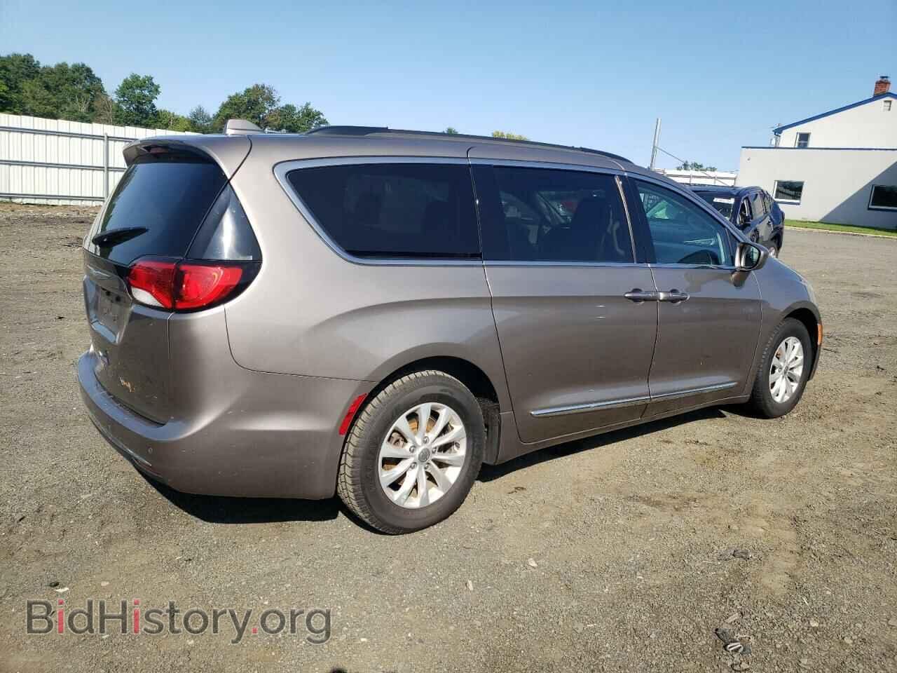 2017 CHRYSLER PACIFICA - VIN: 2C4RC1BG8HR551907 - Фото 3