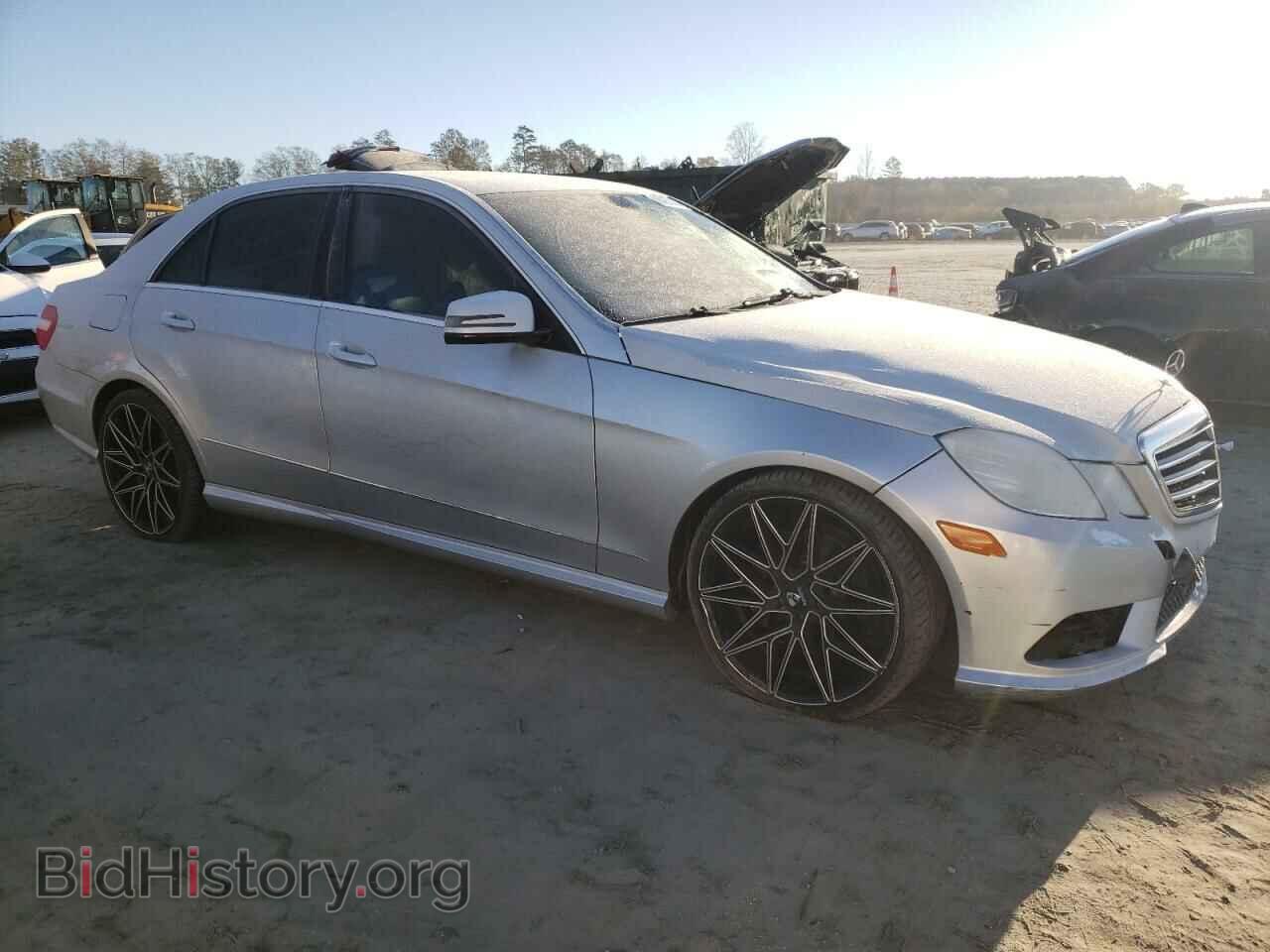 2011 MERCEDES-BENZ E-CLASS - VIN: WDDHF8HB2BA332448 - Фото 4
