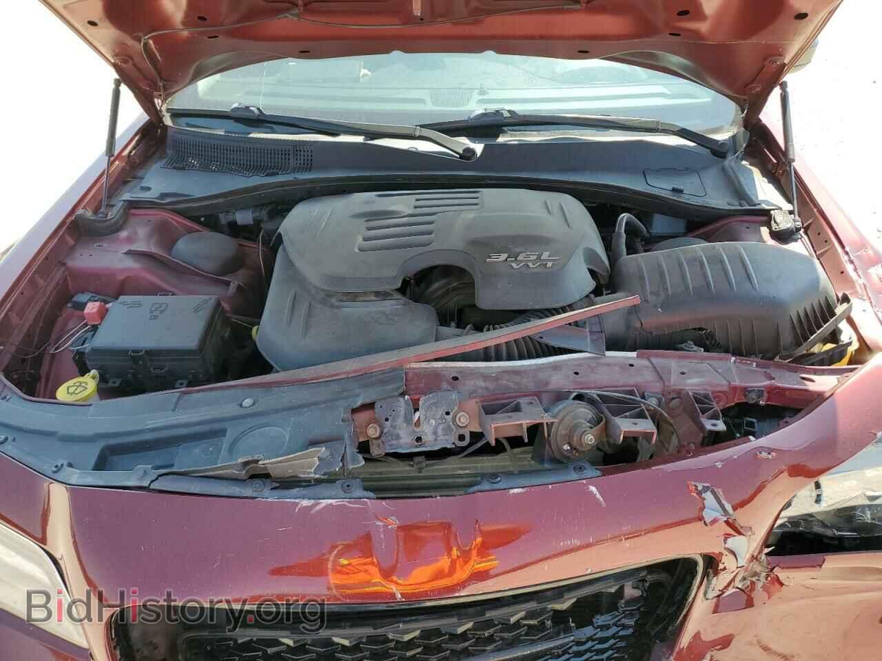 2019 CHRYSLER 300 - VIN: 2C3CCAAG5KH614406 - Фото 11
