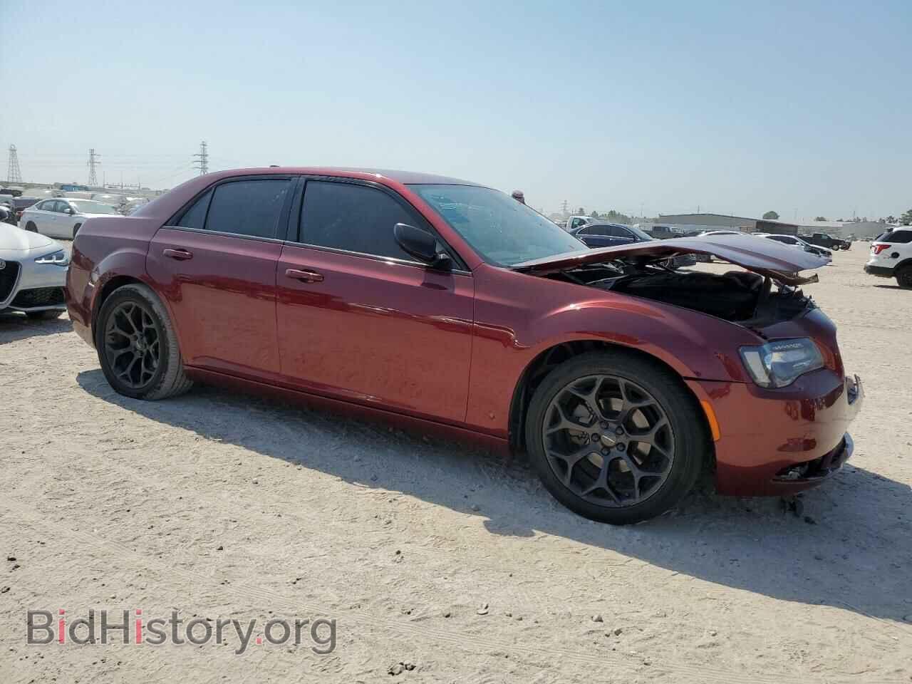 2019 CHRYSLER 300 - VIN: 2C3CCAAG5KH614406 - Фото 4