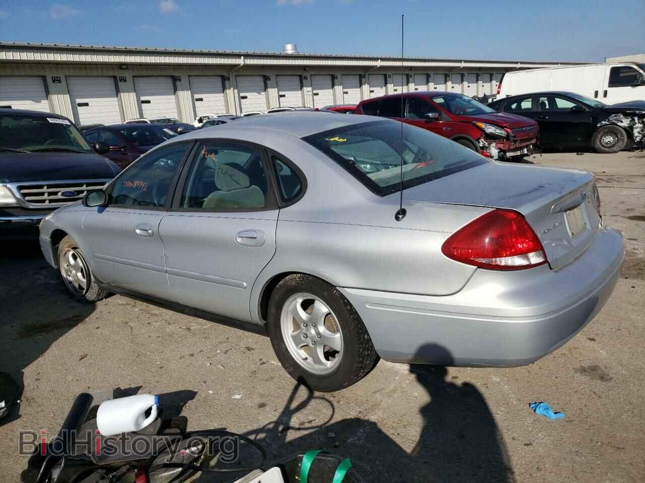2006 FORD TAURUS - VIN: 1FAFP53U26A205099 - Фото 2