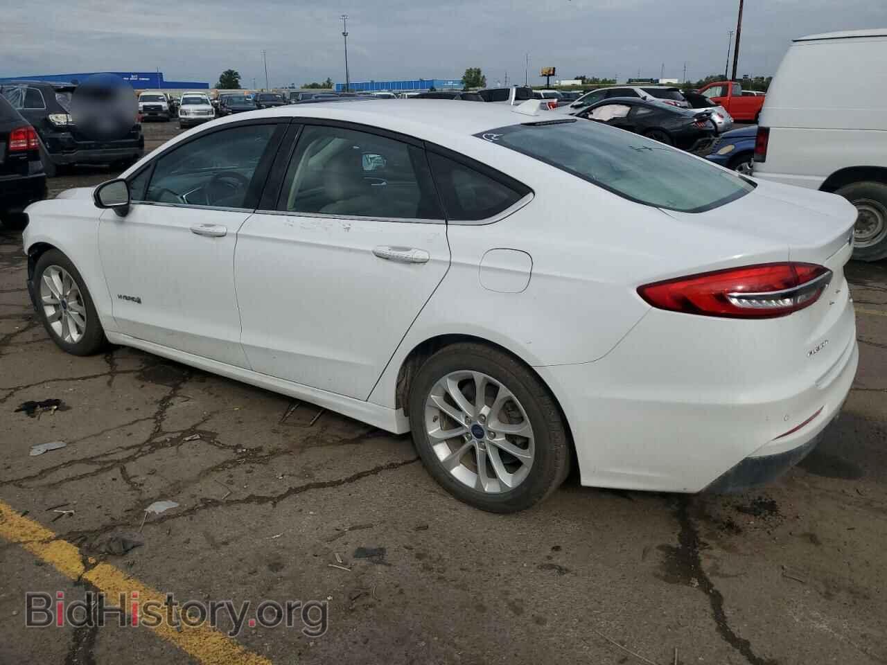 2019 FORD FUSION - VIN: 3FA6P0LU4KR187661 - Фото 2